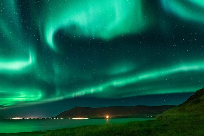 Golden Circle & Northern Lights Tour from Reykjavik - Geysir and the regular show at Strokkur