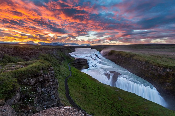 Golden Circle Tour and Evening Northern Lights Cruise from Reykjavik - Key points to know before booking