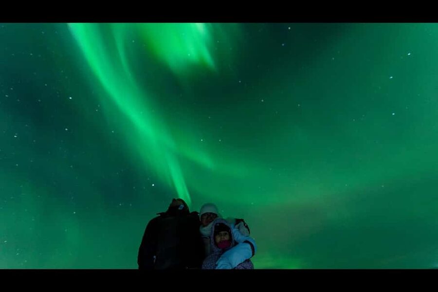 Guaranteed Northern Lights Hunting Tour with Photos - Small groups, warm drinks, and the cold factor