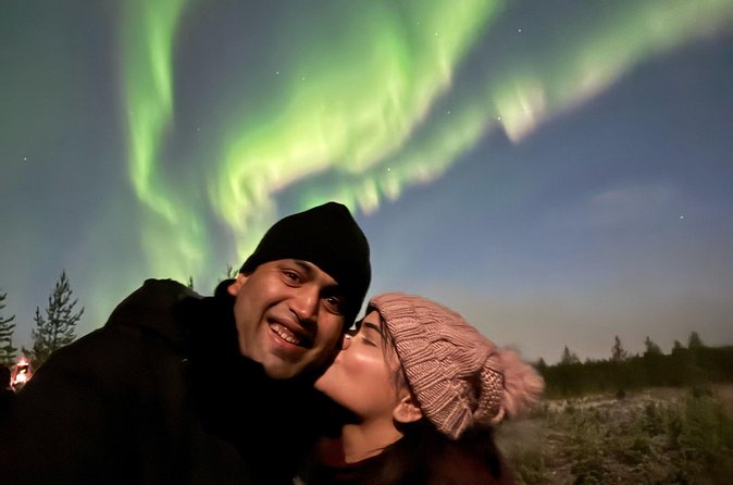 Guaranteed Northern Lights Tour in Rovaniemi - Guides Make or Break the Night