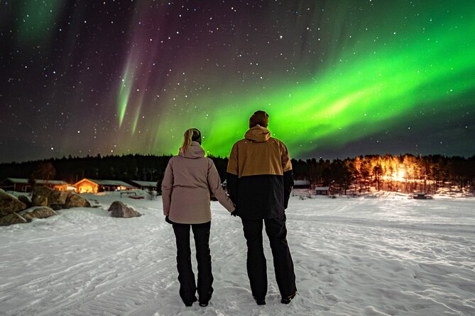 Guaranteed Northern Lights Tour with Photos - A guide who keeps searching matters
