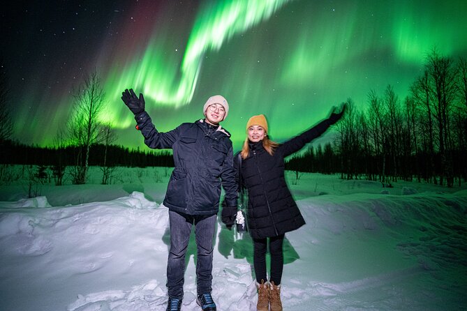 Guaranteed Northern Lights Tour with Photos - Pickup, group size, and the late return