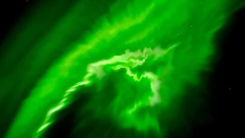 Inari/Ivalo: Aurora Hunting Tour by Car with Warm Drinks - What the Stops Are Like in Practice