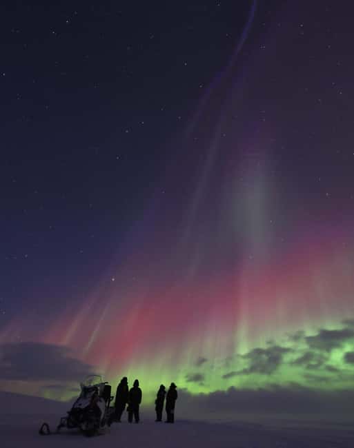 Kilpisjärvi: Northern Lights Snowmobile Tour with Photos - What the included thermal gear really means