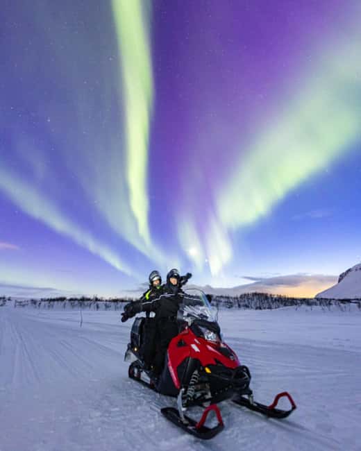 Kilpisjärvi: Northern Lights Snowmobile Tour with Photos - Is $159 a fair price?