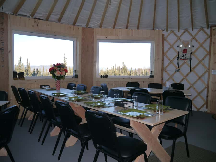 Late Night Yurt Dinner and Northern Lights - Leaving Fairbanks for a darker sky