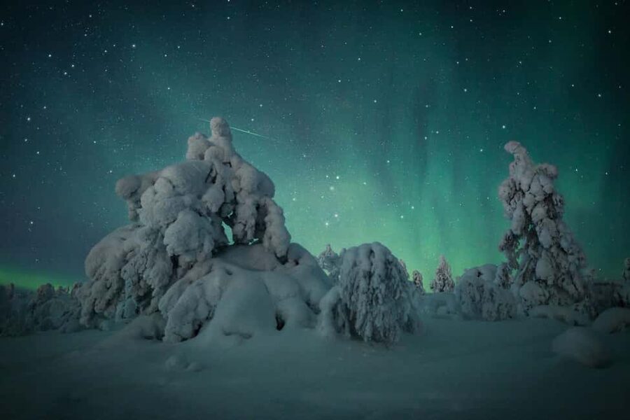 LEVI Adults Only Northern Lights Hunt with Snowshoeing - Why this Northern Lights outing feels different