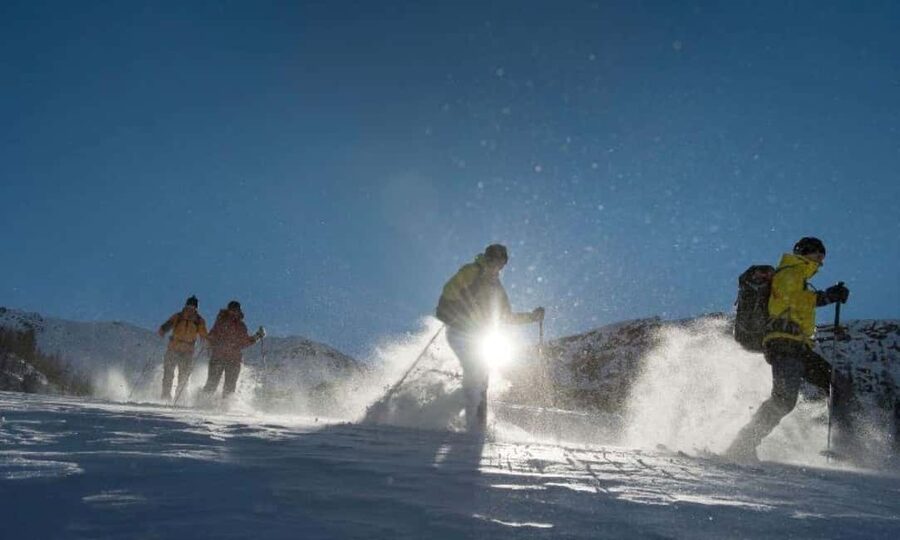 LEVI Adults Only Northern Lights Hunt with Snowshoeing - The adults-only group and fitness level