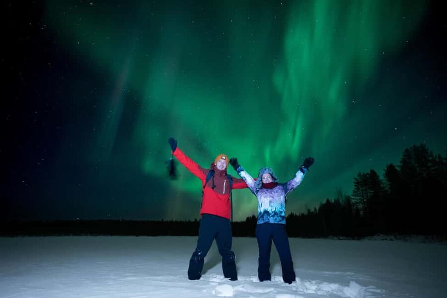 Levi: Best & Original Northern Lights Hunting & photography - The first secret stop: a 45-minute test of the sky