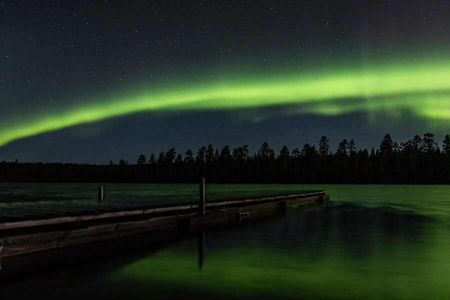 Levi: Ice Floating and Northern Lights Tour - Arriving at the remote floating site