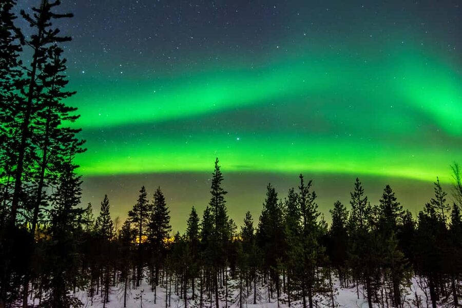 Levi: Northern Lights Hunt with Hot Drink - Why several stops matter in Levi