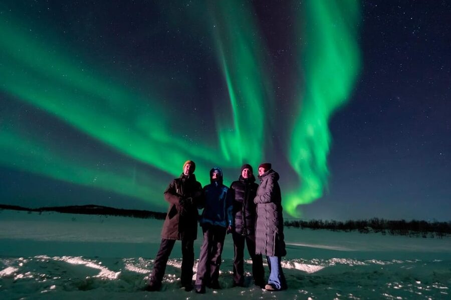 Levi: Northern Lights Tour and Stargazing by Telescope - Telescope viewing and photographing the sky