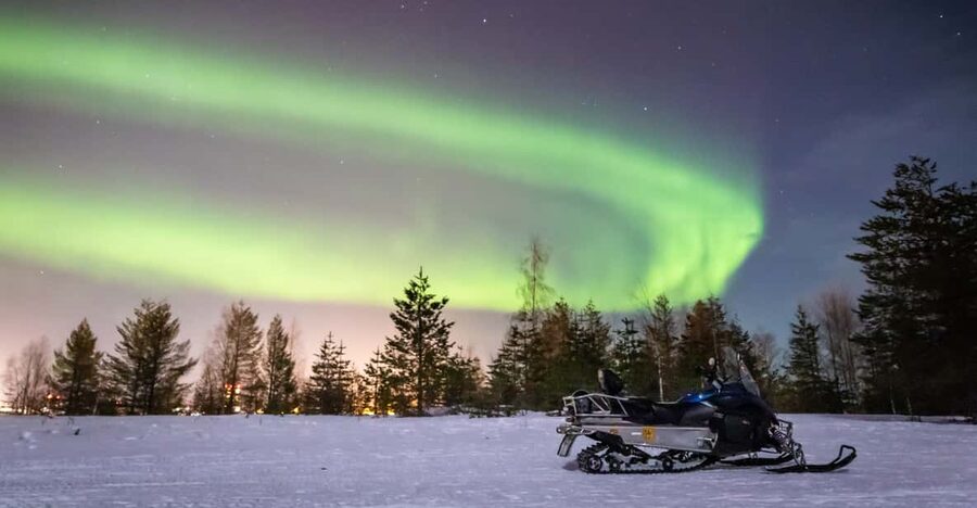 Levi: Snowmobile Northern Lights Hunting Trip - Starting in Levi: pickup, clothing, and the first briefing