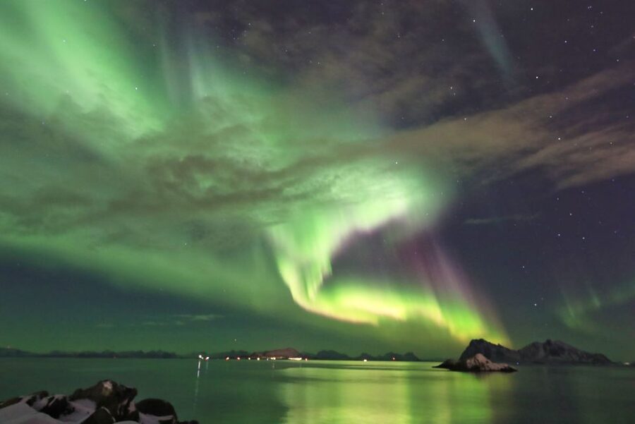 Lofoten: Northern Lights Tour with Photographer - Weather tracking decides where you go