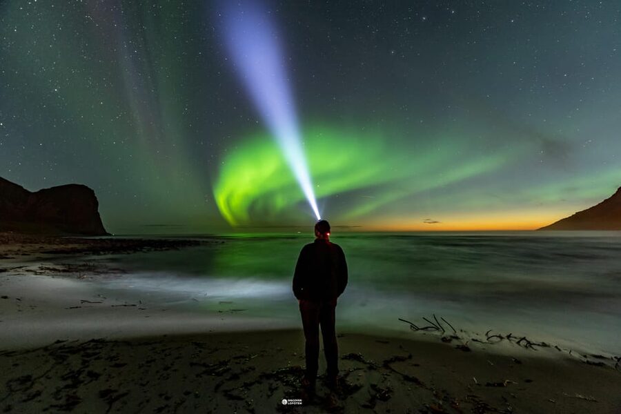 Lofoten: The Aurora Jæger – Northern Lights Hunt with Local - The local story behind the guide