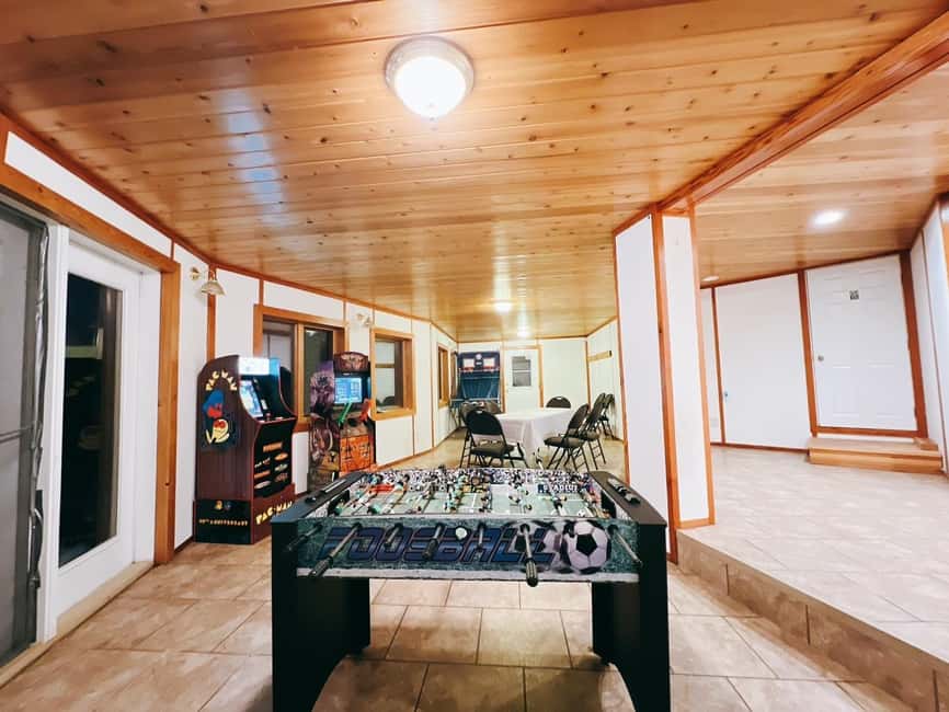 Madeline Lake: Aurora Lodge and Aurora Chasing Tour - Practical tips for a smoother night