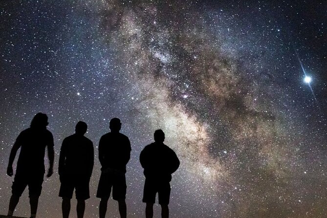 Night Adventure with possible stargazing and Aurora chasing - Pickup times from Banff and Canmore
