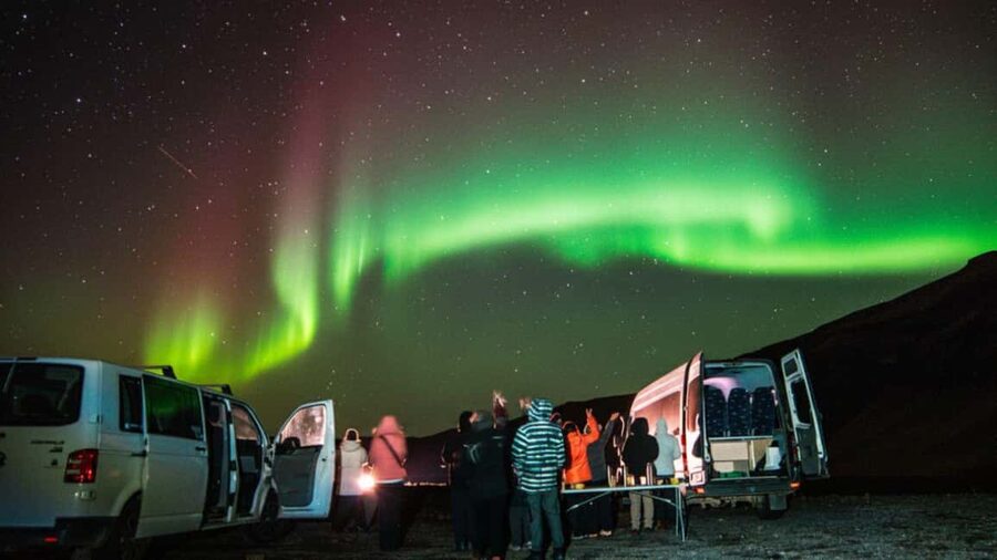 Northern Lights: 4x4 Adventure with Treats, Photos & Cocoa - Key points before you book