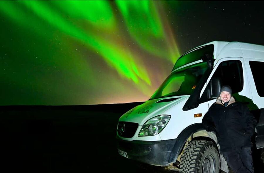 Northern Lights: 4x4 Adventure with Treats, Photos & Cocoa - Should you book the 4x4 aurora chase?