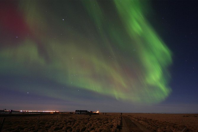 Northern Lights 4x4 Jeep/van Tour from Akureyri - What the guide adds to the night