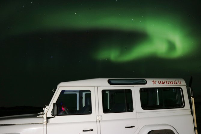 Northern Lights 4x4 Jeep/van Tour from Akureyri - Hot cocoa, doughnuts, and waiting in the dark