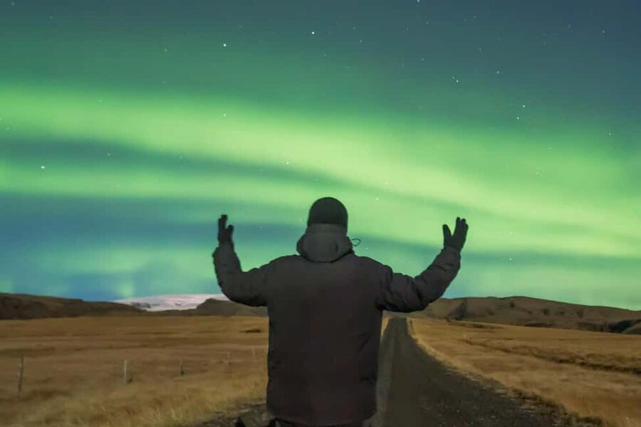 Northern Lights 4x4 Super, Photos, Hot Cocoa, Pastries - Booking details worth knowing