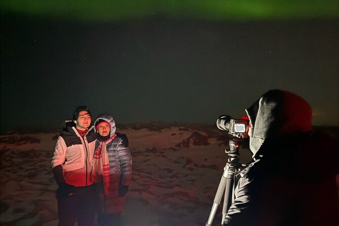 Northern Lights 4x4 Tour with Pastries and Cocoa from Reykjavik - Who should choose this night tour?