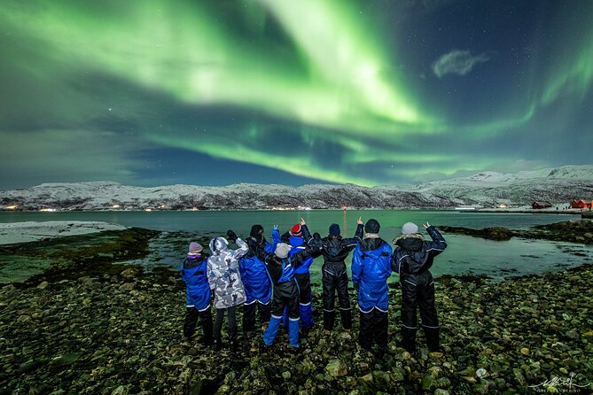Northern Lights Adventure with Greenlander, 8 people max - The $353.04 price and what you receive