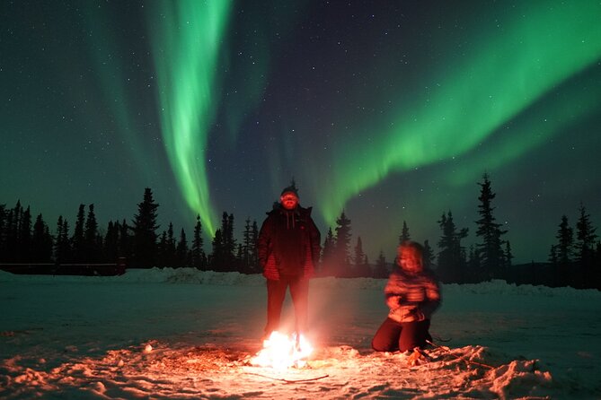 Northern lights and Aurora Photgraphy with Warm Geodesic Dome - Why this Fairbanks aurora tour feels different