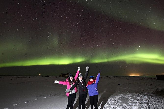 Northern Lights and Stargazing Small-Group Tour with Local Guide - Aurora photos included in the price