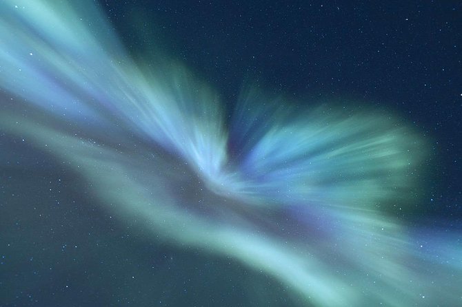 Northern Lights Big Bus Chase with Free Photos - Free photos and getting your own aurora shots