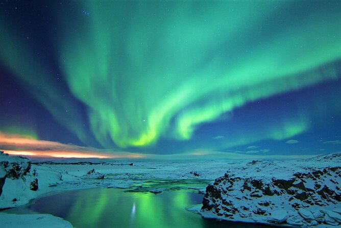 Northern Lights Bus Tour from Reykjavik with Hot Chocolate - When the sky finally delivers