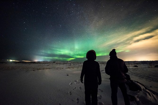 Northern Lights Bus Tour from Reykjavik with Hot Chocolate - Hot chocolate, fires, and the cold