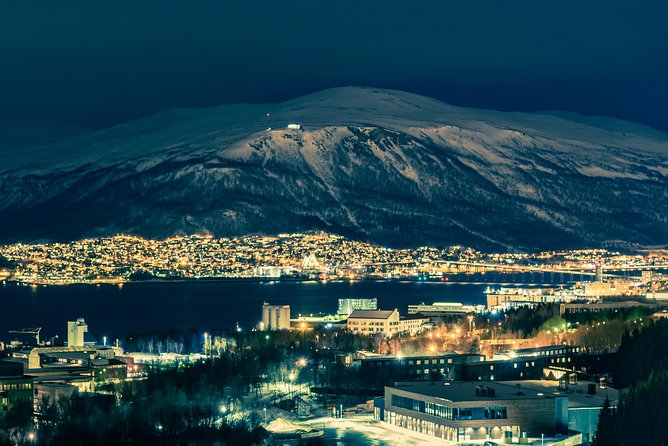 Northern lights cable car excursion - The guide and group experience