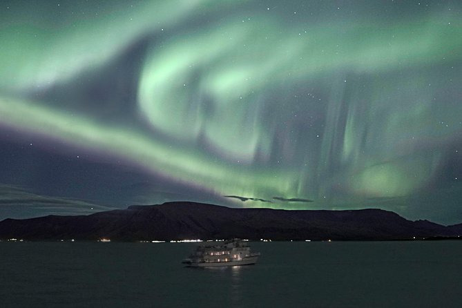 Northern Lights Cruise from Reykjavik Including Photos - Seeing the aurora with your own eyes