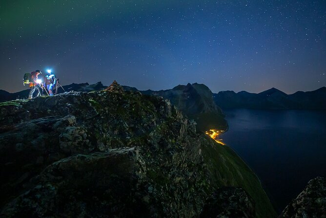 Northern Lights Expedition Tromsø - 6 people - Arctic Photo Guide - The 4x4 ride and the long chase