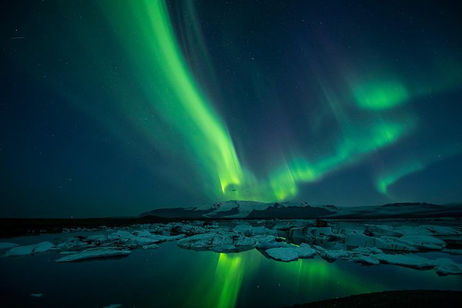 Northern Lights Guided Bus Tour from Reykjavik - Who will enjoy this bus tour?
