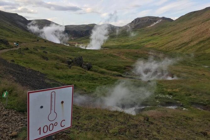 Northern Lights Hike to Reykjadalur Hot River - What to pack for this particular night