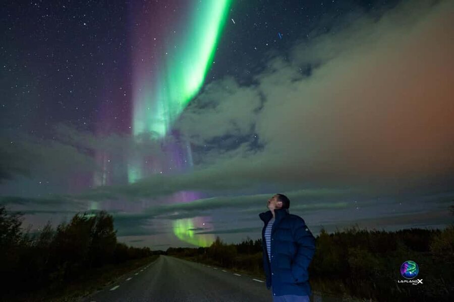 Northern Lights Hunting and Photography Tour - Small Group - The first hour: leaving town for darker skies