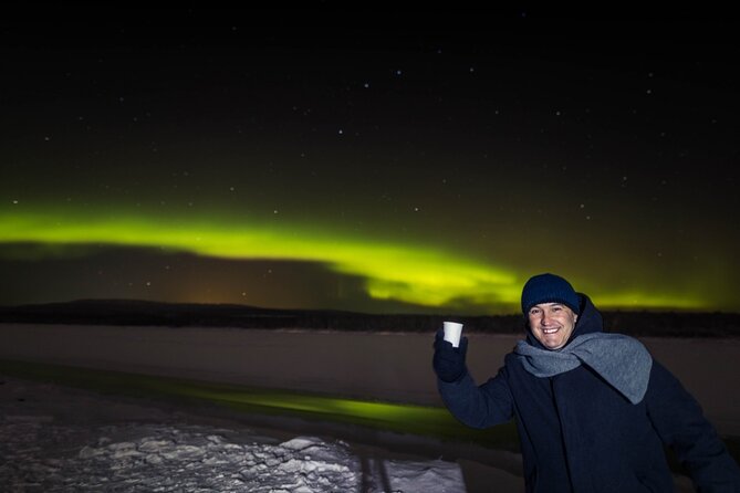 Northern lights hunting photo tour with bbq; small groups - Clothing and practical preparation
