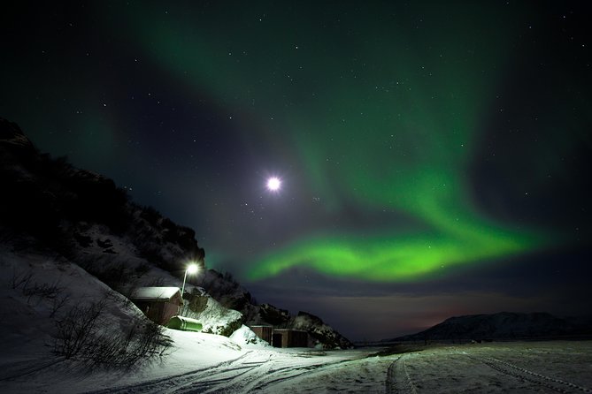 Northern Lights Minibus Tour with Hot Cocoa, Blankets & Photos - The hunt depends on clouds, not a fixed destination