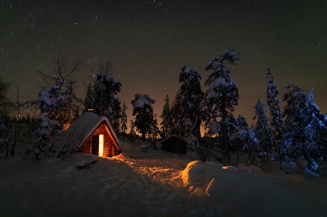 Northern Lights Photography Tour from Rovaniemi - Camp-fire food, hot drinks, and a warmer wait