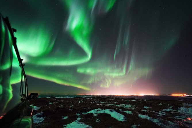 Northern Lights Private Super Jeep Tour with Photos - Photos, hot chocolate, and the practical comforts