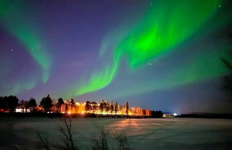 Northern lights private tour Rovaniemi - When to Go: September Through April