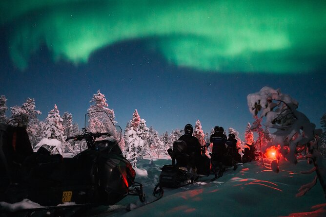 Northern lights safari by snowmobile - What the Northern Lights snowmobile safari really offers