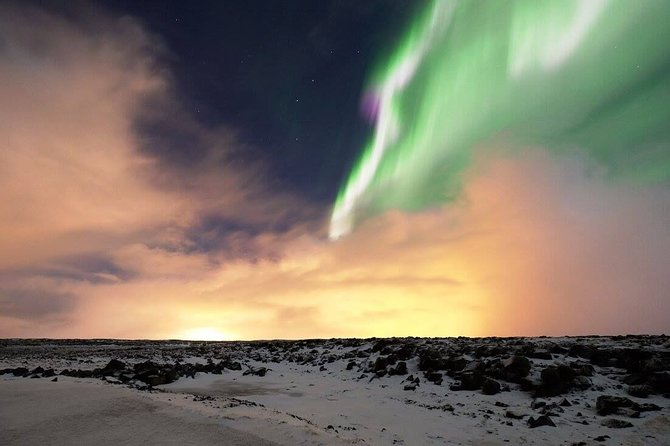 Northern Lights Small Group Guided Tour from Reykjavik - What happens at the viewing stop