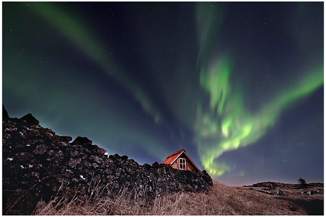 Northern Lights Small-Group Tour with Hot Chocolate & Photos - Waiting outdoors with cocoa and wool blankets