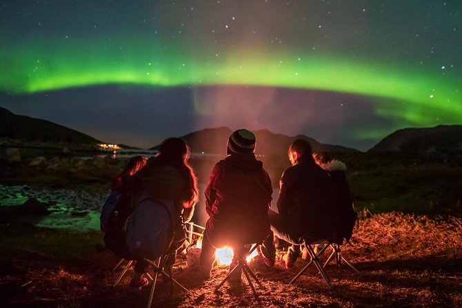 Northern Lights tour - All inclusive - Northern Horizon - The campfire, sausages, and hot chocolate