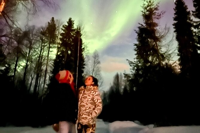 Northern Lights Tour At The Campfire - 8:00 pm Pickup and the Dressing Room