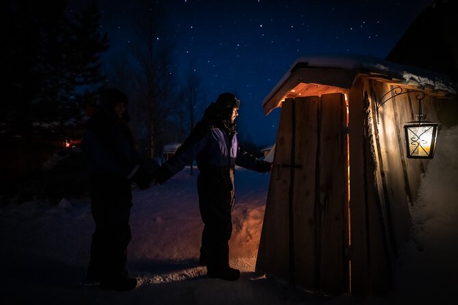 Northern lights tour to Lake Inari from Ivalo, Reindeers & Dinner - Waiting for the Northern Lights